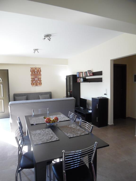 Artemis Appartments Pitsidia Esterno foto