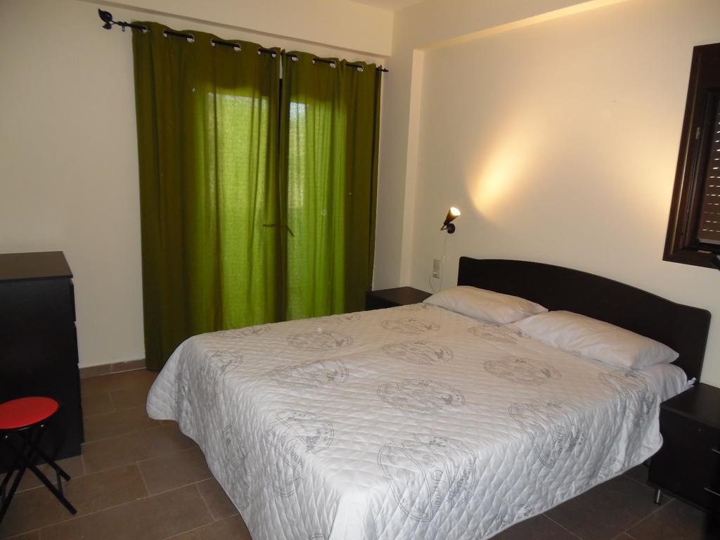 Artemis Appartments Pitsidia Esterno foto